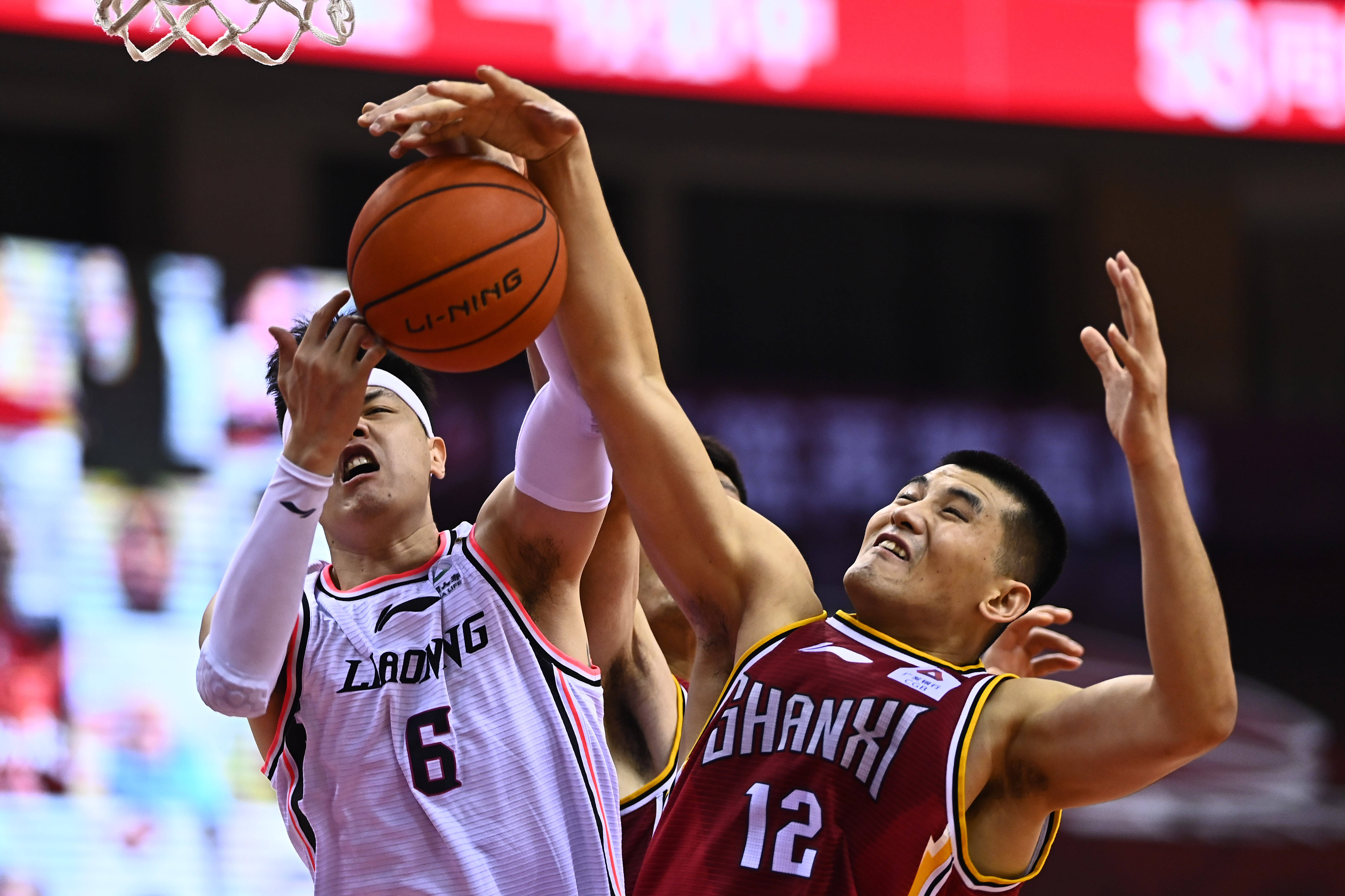 詹俊：连续两场未登场，利物浦给萨拉赫发出冬窗转会信号