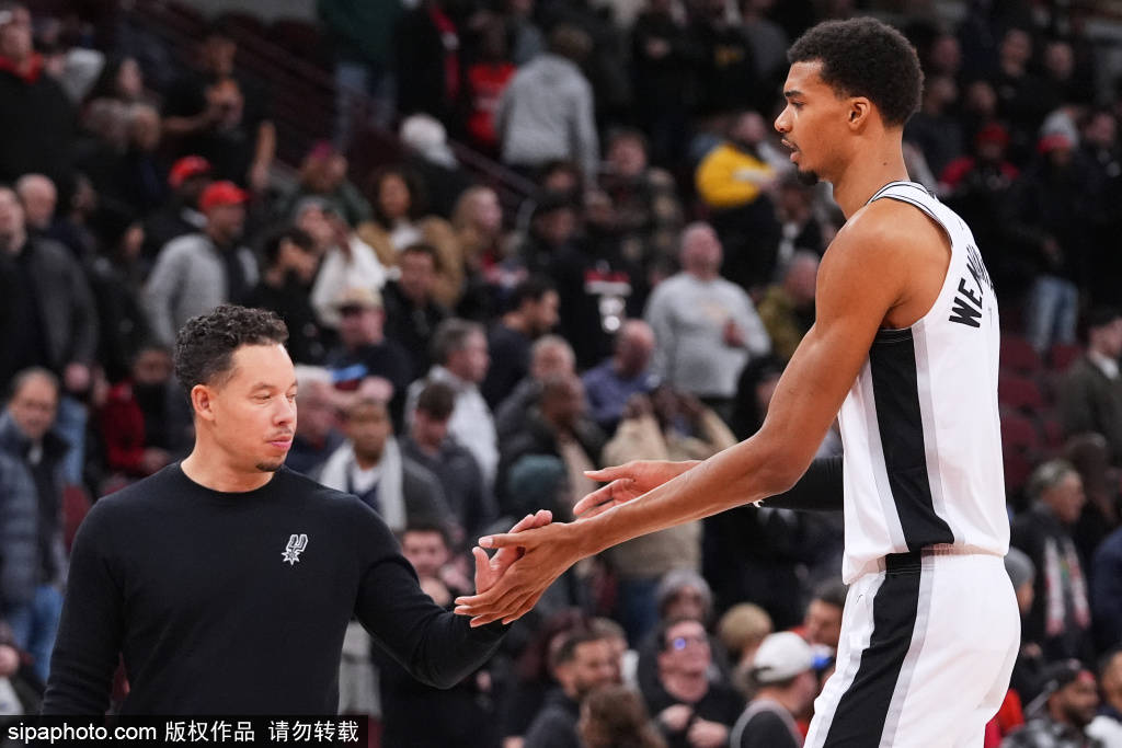 从冰雪体验到AR探秘 外国游客用更多方式感知活力中国