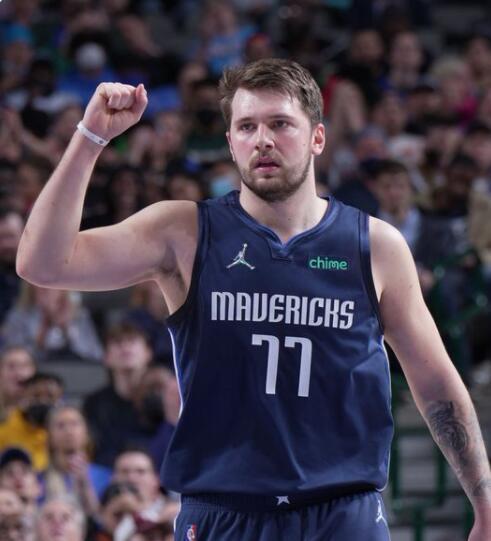 ATP总决赛四强出3席！阿卡年终第一+小组头名，穆塞蒂终结16连败