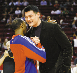 本赛季文班缺阵时马刺战绩为7胜2负，而上赛季则为13胜23负