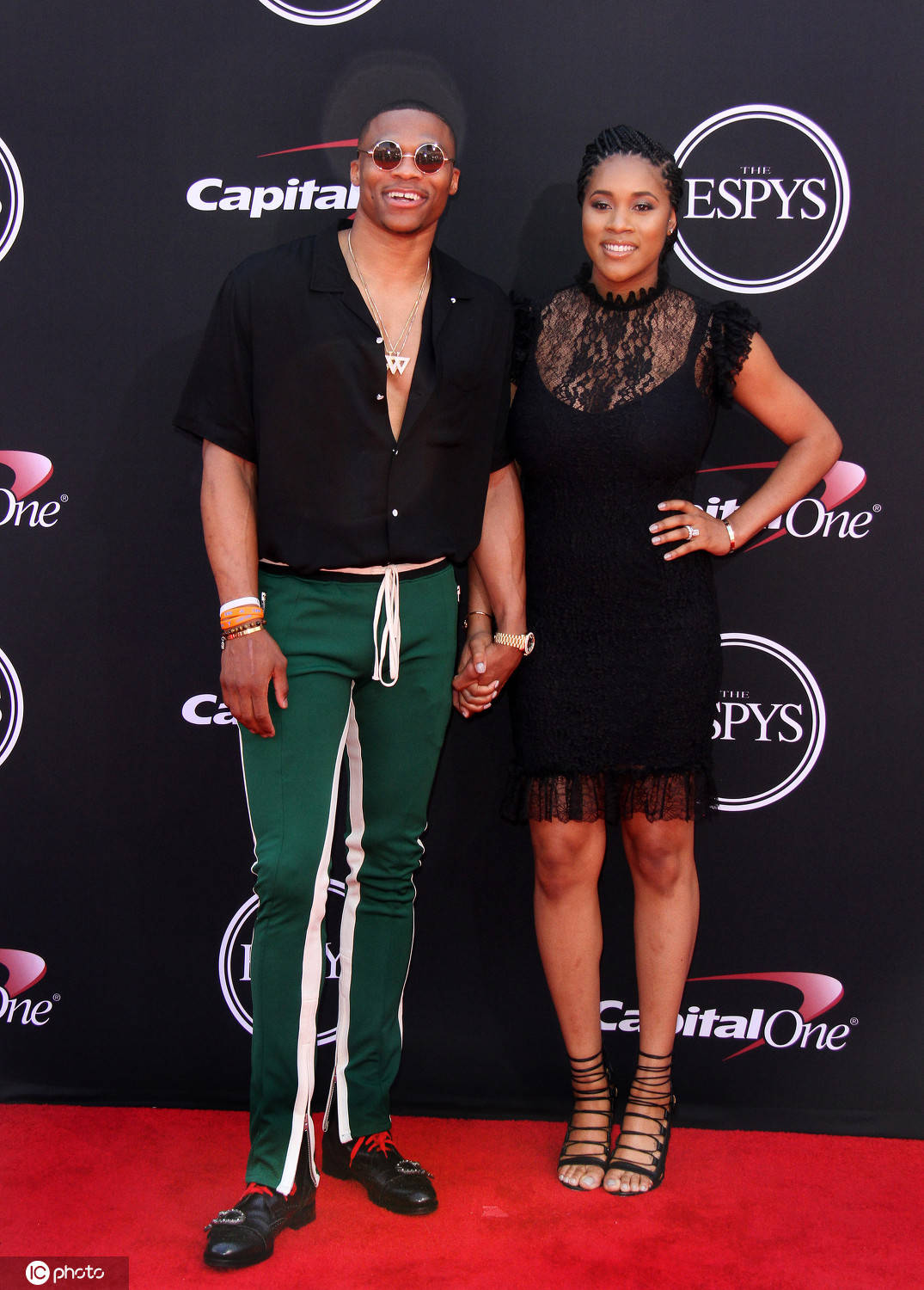 年轻前锋状态起飞